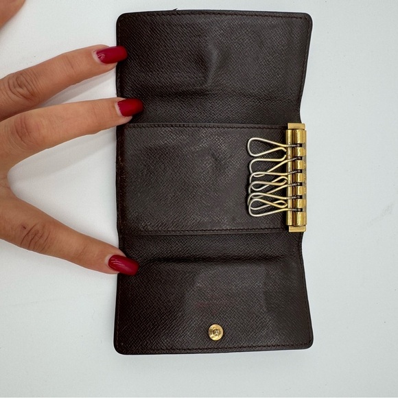 Louis Vuitton Key Case Damier Multicle 6 Hooks
Ebene Men's Women's - Picture 10 of 13